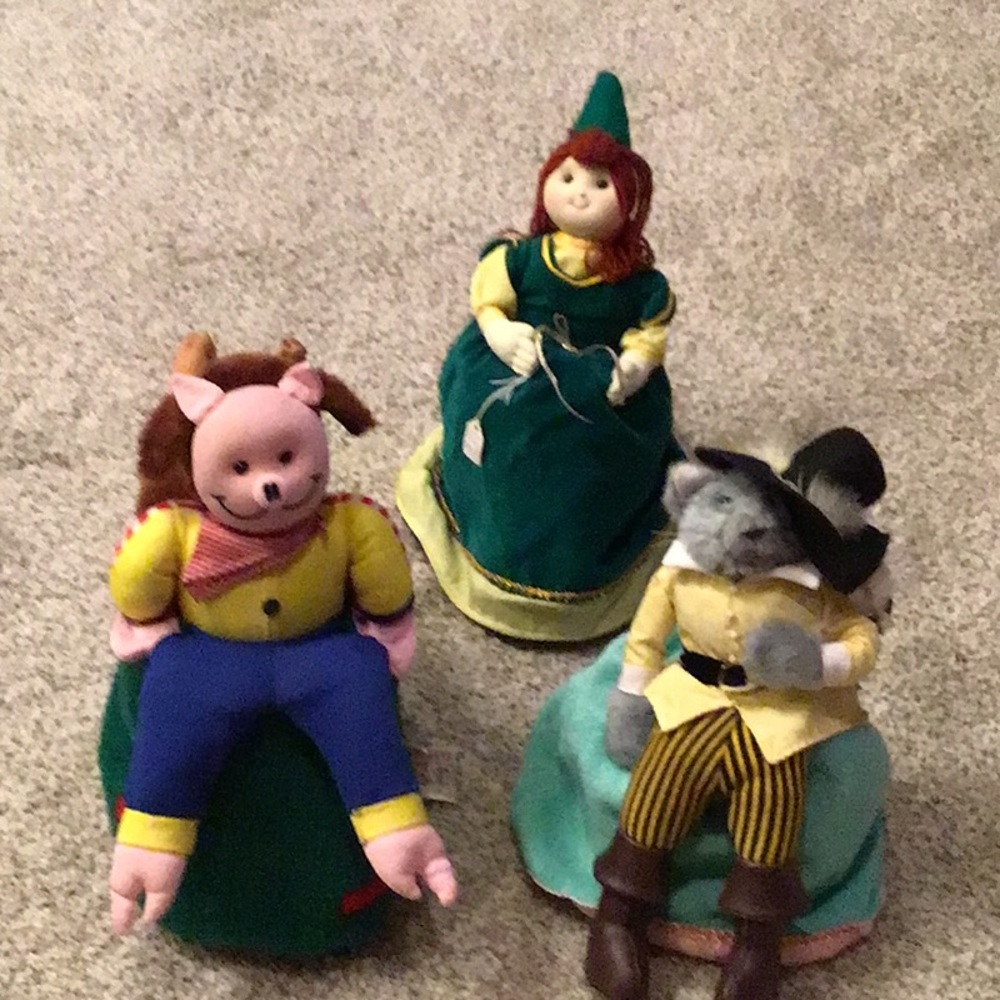 Topsy Turvey Dolls Set of 3 Robinhood, 3 Pigs/wolf, Puss n Boots NWT